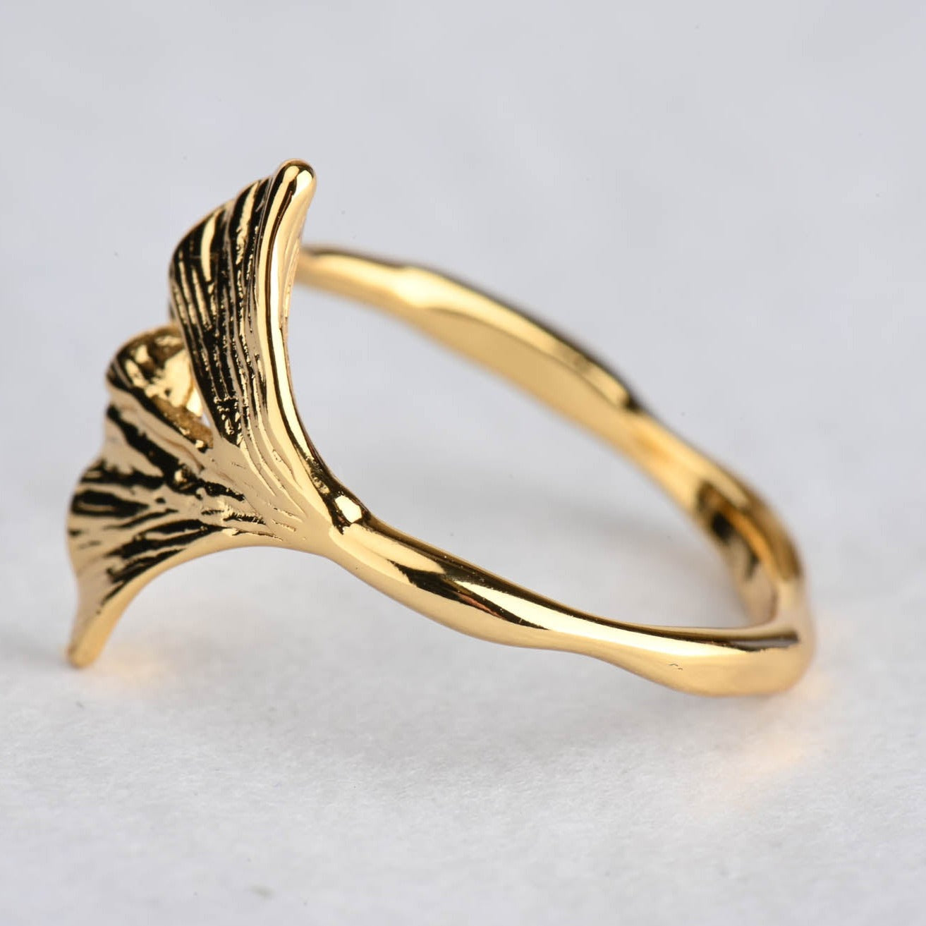 Gold Ginkgo Leaf Ring | Nature-Inspired Jewelry